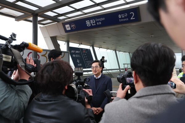 김동연 경기지사가 ‘GTX' 개통을 앞두고 동탄역 현장을 접검했다. [사진출쳐= 김동연 지사 페이스북]