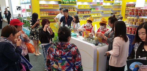 오뚜기의 글로벌 진출도 속도를 내고 있다. 현재 미주, 아시아, 오세아니아, 아프리카 등 70여 개국에 라면·소스·냉동 간편식을 수출하고 있다. 사진=오뚜기