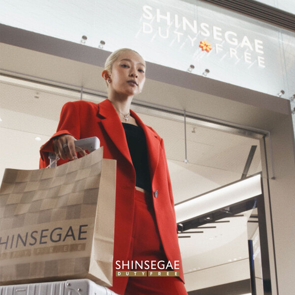 신세계면세점이 세계적인 스트리트 댄서 쿄카(KYOKA)와 협업한 광고 캠페인이 공개 일주일 만에 누적 조회 수 500만회를 기록했다. 사진=신세계면세점