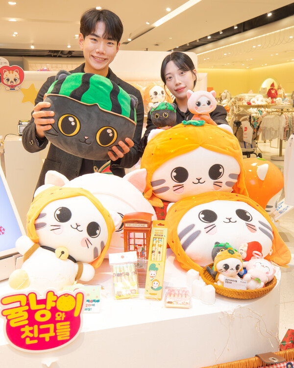 현대백화점은 오는 20일까지 무역센터점 4층 패밀리 팝업존에서 ‘귤냥이와 친구들’ 팝업스토어를 운영한다. 사진=현대백화점