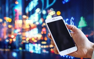 그래핀 관련주, '훨훨 날았다' 크리스탈신소재·덕산하이메탈·덕양산업... - 뉴스 썸네일 이미지