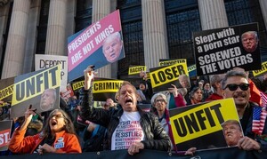 [출근길 포인트] 트럼프 취임 '혼돈의 100일'... Fed 흔들고 역대급 '왔다... - 뉴스 썸네일 이미지