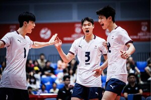 한국 <b>U-21 남자배구</b> 대표팀, 중국서 캐나다 꺾고 32년 만의 4강 도전 순...