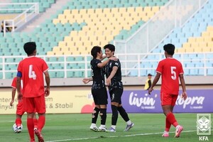 한국 U-22 축구대표팀, <b>라오스전</b> 7골 대승으로 <b>아시안컵</b> 본선 진출 '청신...