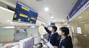 의술도 하이브리드...전통 제약사들 '디지털 헬스케어' 속속 참여 - 뉴스 썸네일 이미지