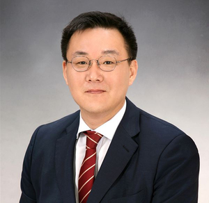 "부친께 맞설 생각 없다"···김남호 DB명예회장 해명에도 남은 물음표 - 뉴스 썸네일 이미지