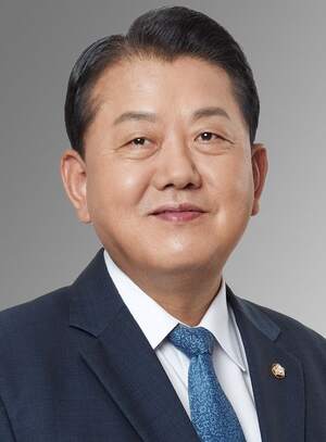 "전북, K-방산 '고밀도 전략거점' 부상...김병주, 소재·드론·에너지 축... - 뉴스 썸네일 이미지